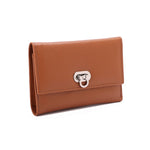 محفظة جلدية بإغلاق بأزرار معدنية