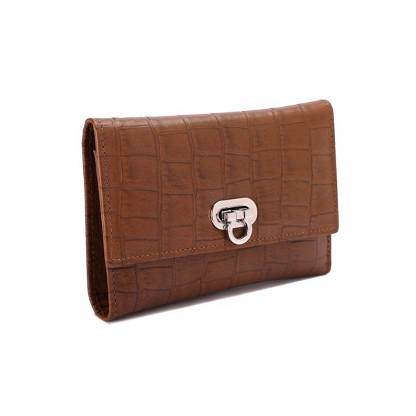 محفظة جلدية بإغلاق بأزرار معدنية