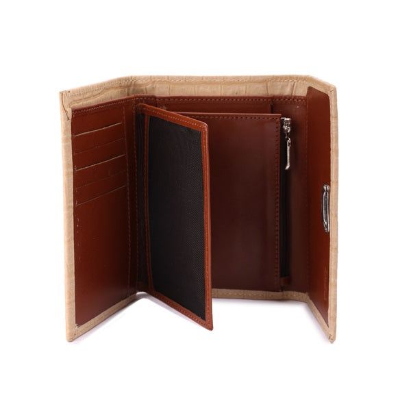 محفظة جلدية بإغلاق بأزرار معدنية