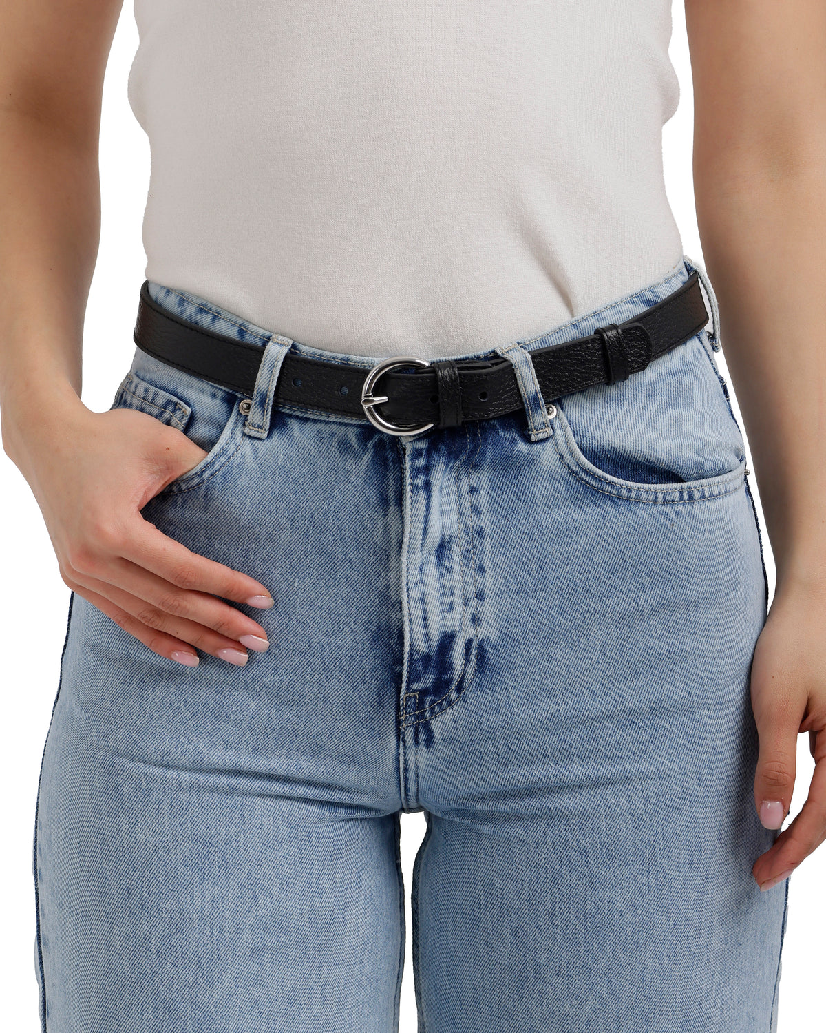 Round-Buckle Silver Belt