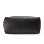 Nefert Shoulder Bag