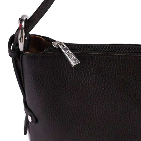 Leyana Shoulder Bag
