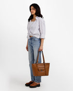 Kaya Shoulder Bag