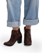 Leather High Heeled Laced Boots