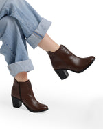 Leather High Heeled Laced Boots