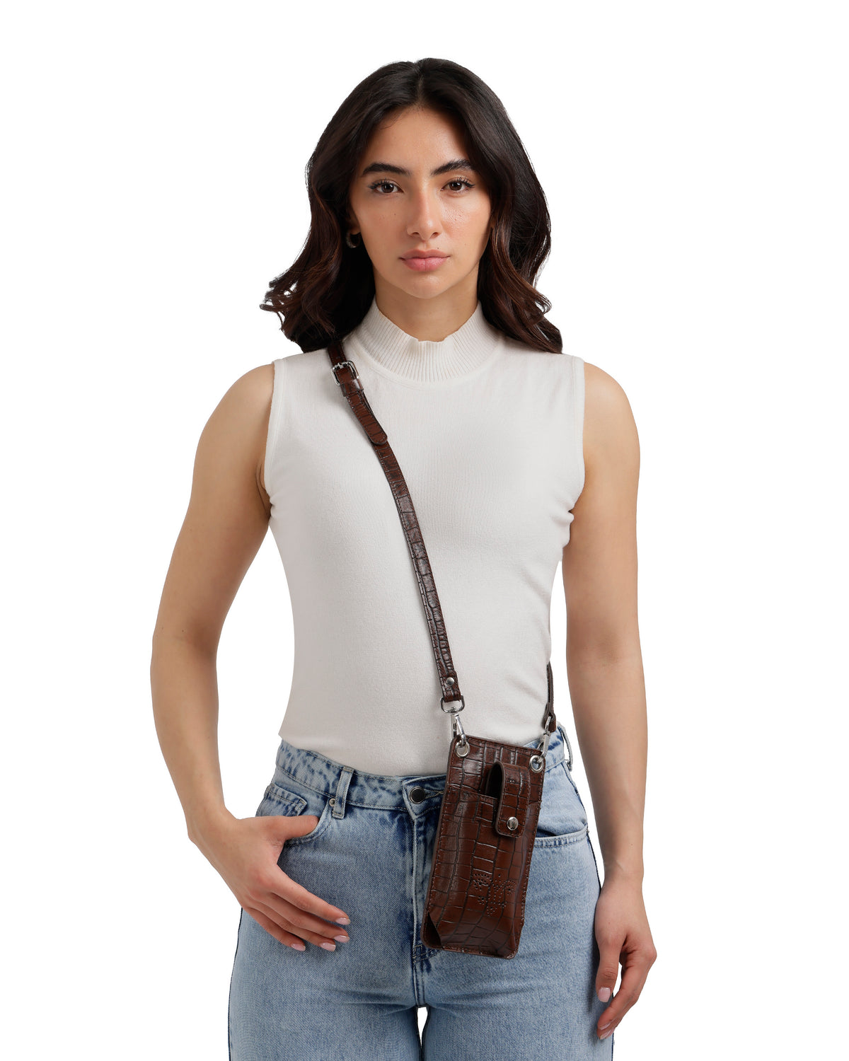 Compact crossbody pouch