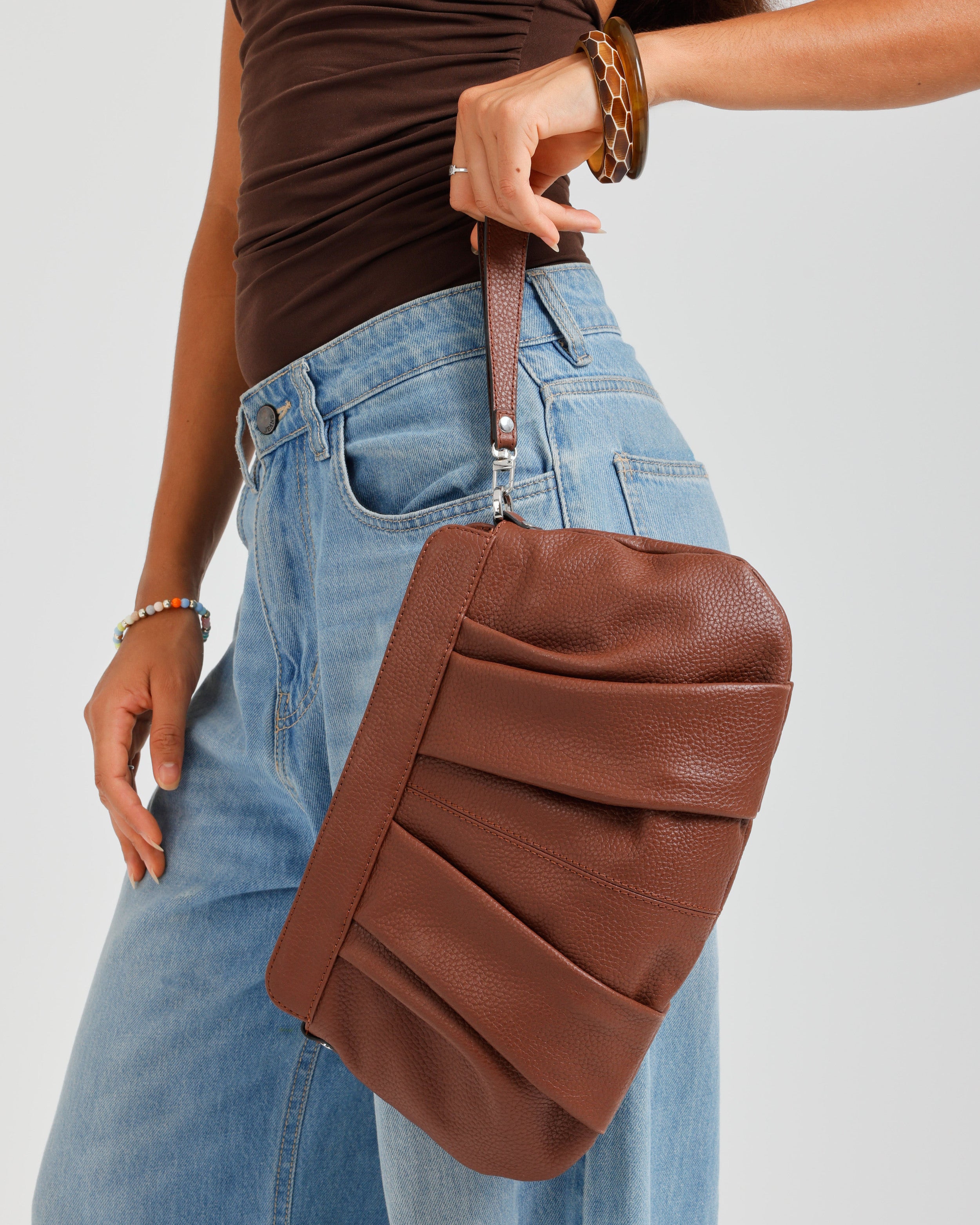#color_Brown Matt