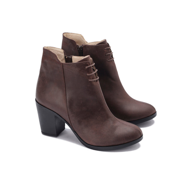 Leather High Heeled Laced Boots