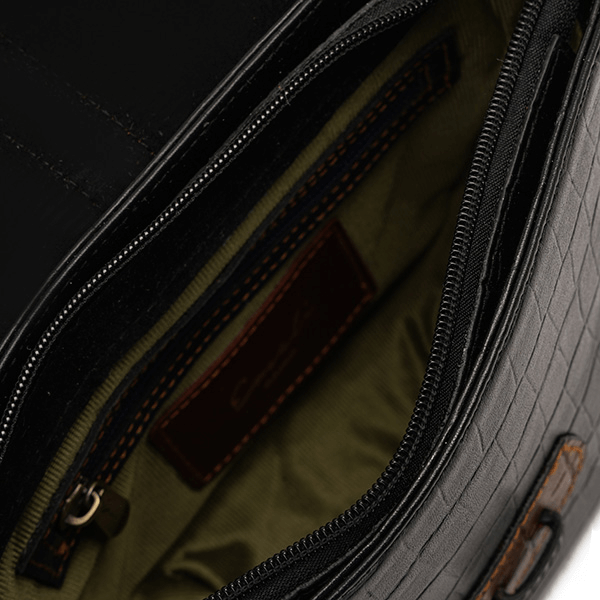 حقيبة كروس جلدية بطبعة هافانا باللون الأسود