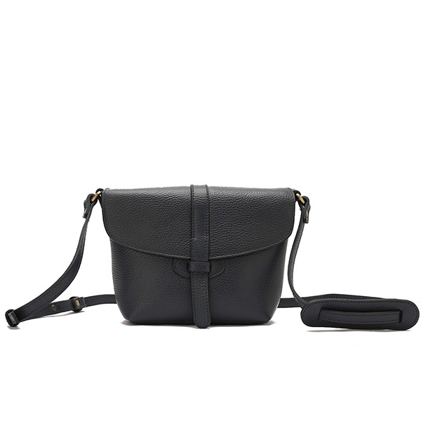 حقيبة كروس جلدية باللون الأزرق الداكن