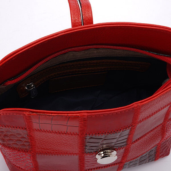 تارا - حقيبة كروس بودي جلدية مع مشبك