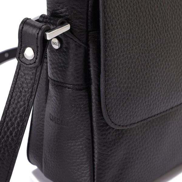 Alina – Multi-Pocket Leather Crossbody Bag