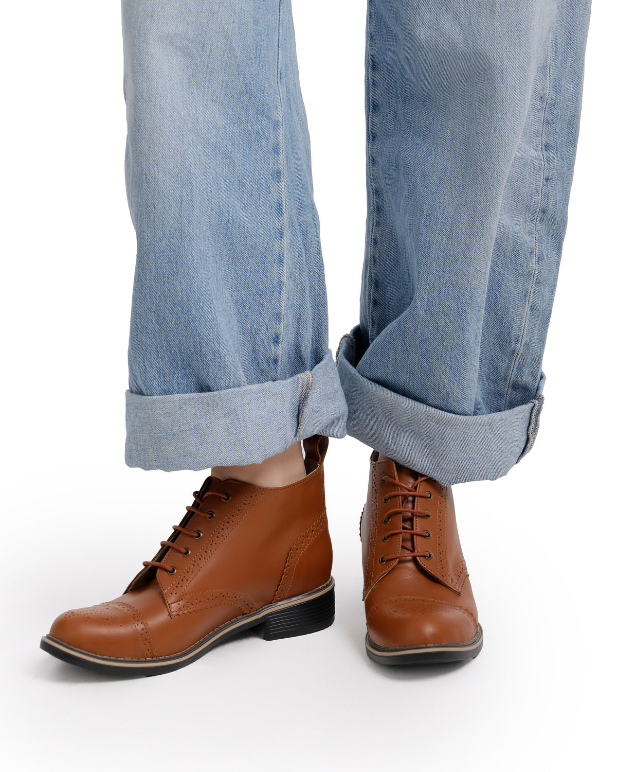 Brogue Ankle Leather Boots
