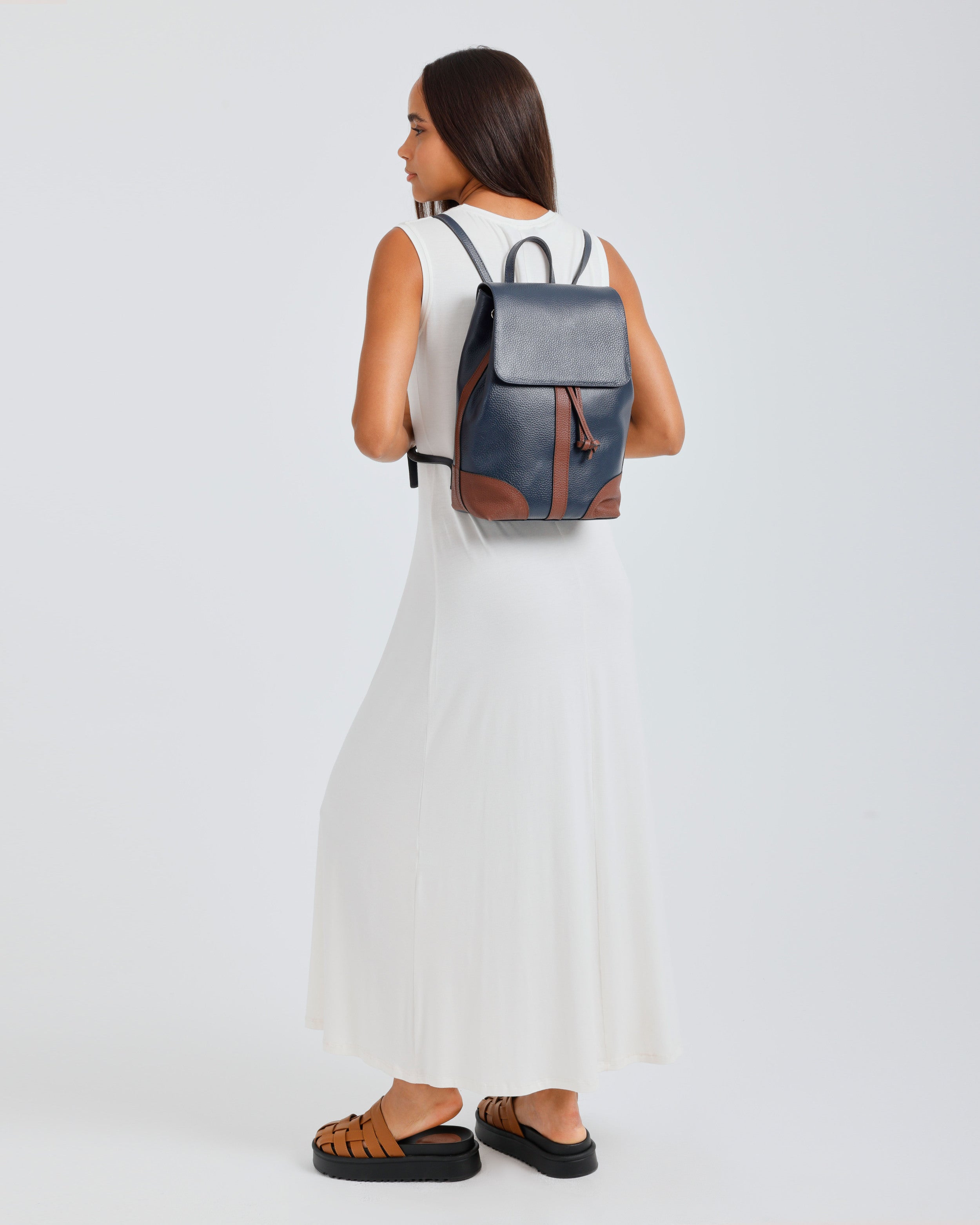 #color_Navy Blue * Brown Matt