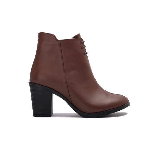 Leather High Heeled Laced Boots