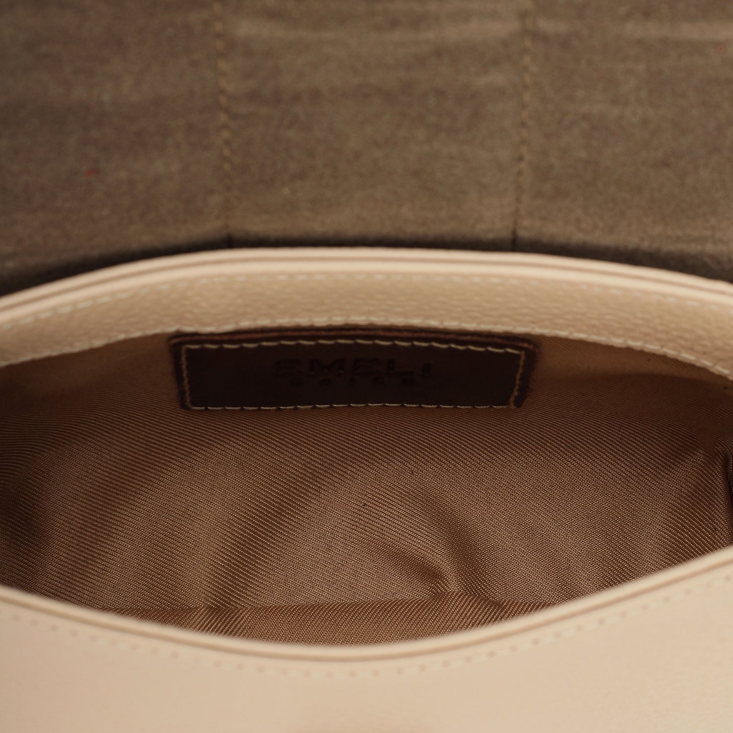 #color_Light Beige Matt