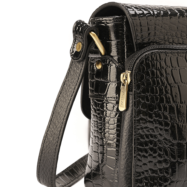 Alina – Multi-Pocket Leather Crossbody Bag