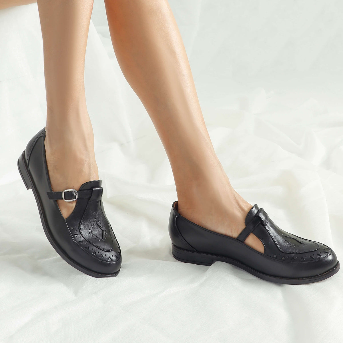 Leather Retro Flats